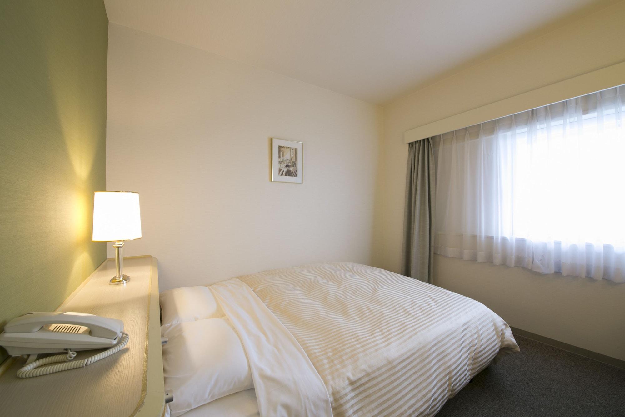 Shin Osaka Washington Hotel Plaza Екстериор снимка